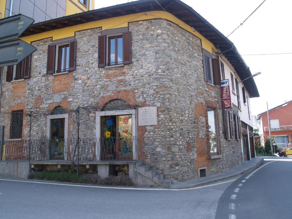 Hotel La Locanda Cadrezzate Buitenkant foto